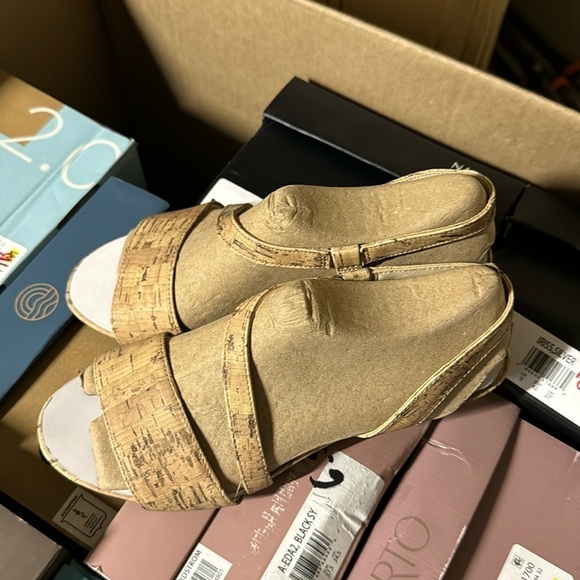 LifeStride Yasmine Wedge Sandal - Picture 6 of 8